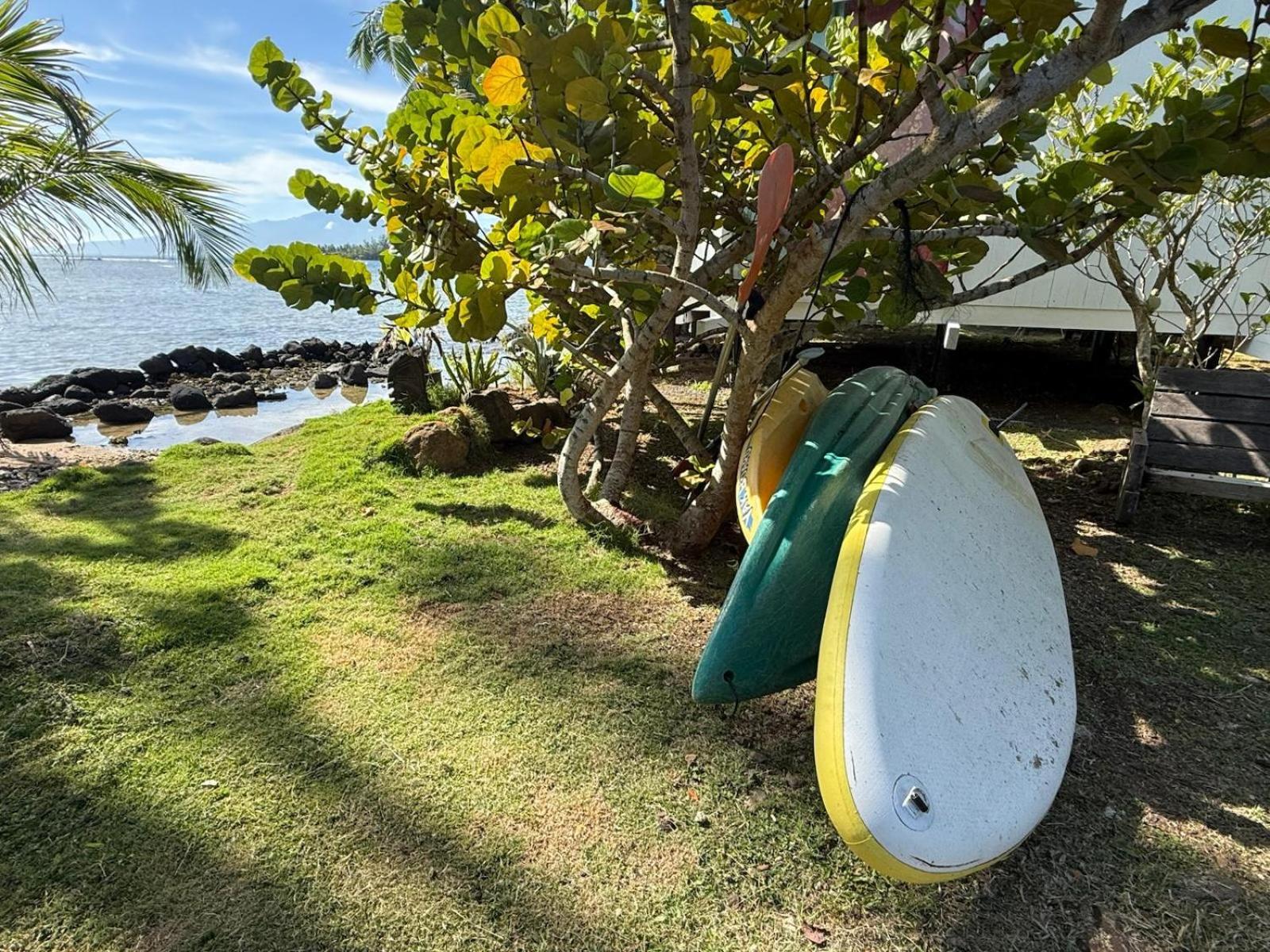 Bungalow Vue Lagon 180 Degre, La Maison Bleue Moorea Exterior photo